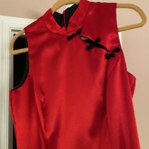 Gorgeous Red Holiday Dress - Picture 3 of 4